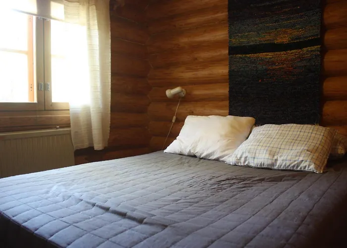 Koivurannan Lomamoekit Maenty Chalet